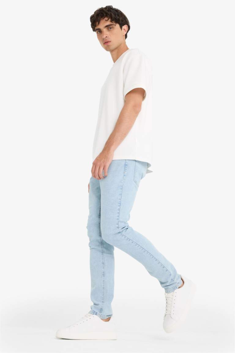 Carlo Skinny Fit Regular Waist Skinny Leg Jeans