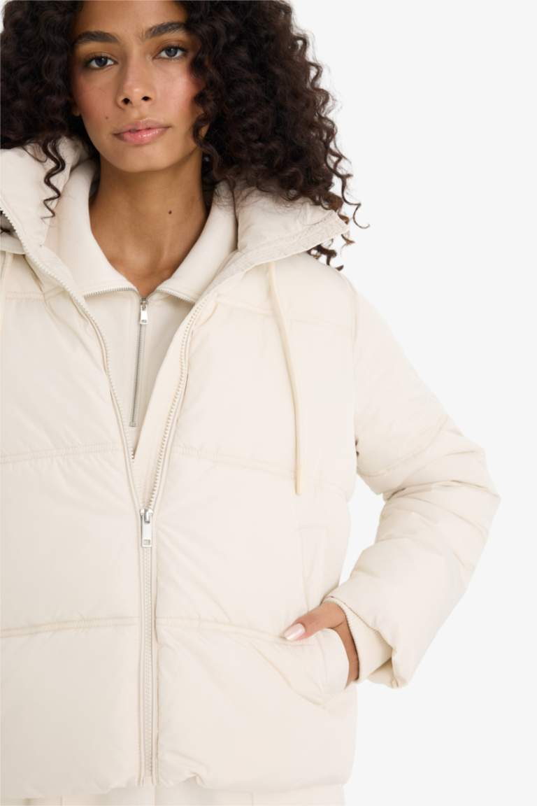 бас киімді Пальто