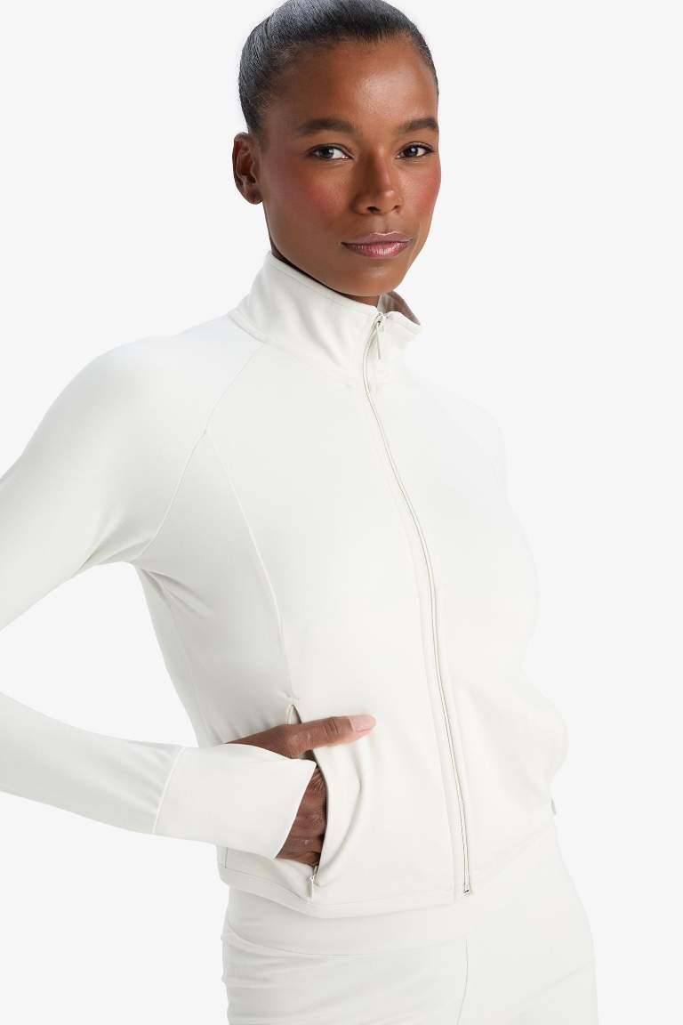 DeFactoFit Slim Fit Dar Kesim Dik Yaka İçi Yumuşak Tüylü Fermuarlı Hırka