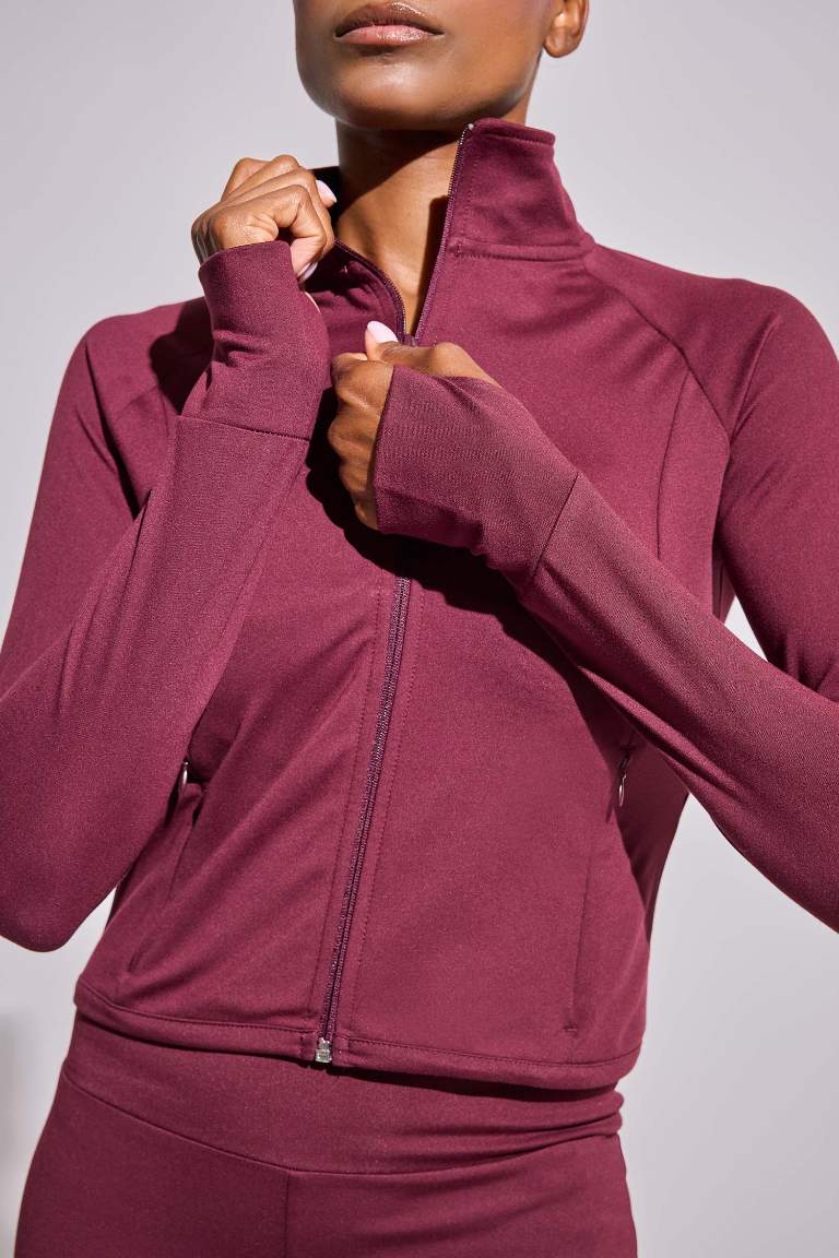 DeFactoFit Standart Fit Vücuda Oturan Dik Yaka İçi Yumuşak Tüylü Ultra Soft Parmak Detaylı Fermuarlı Hırka