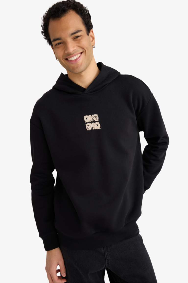 سويت شيرت اوفر سايز بغطاء للرأس بجيب