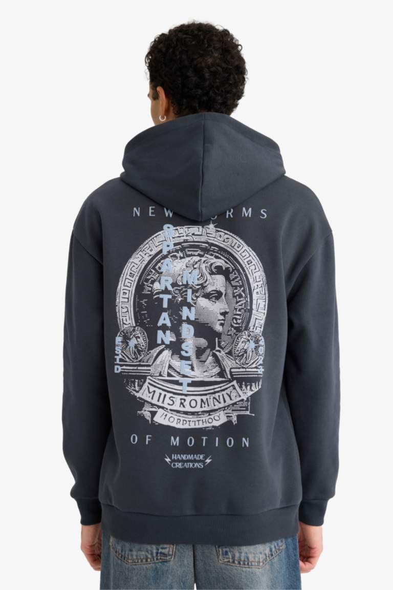 سويت شيرت اوفر سايز بغطاء للرأس بجيب