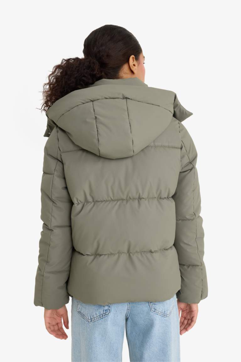 Regular Fit куртка с капюшоном
