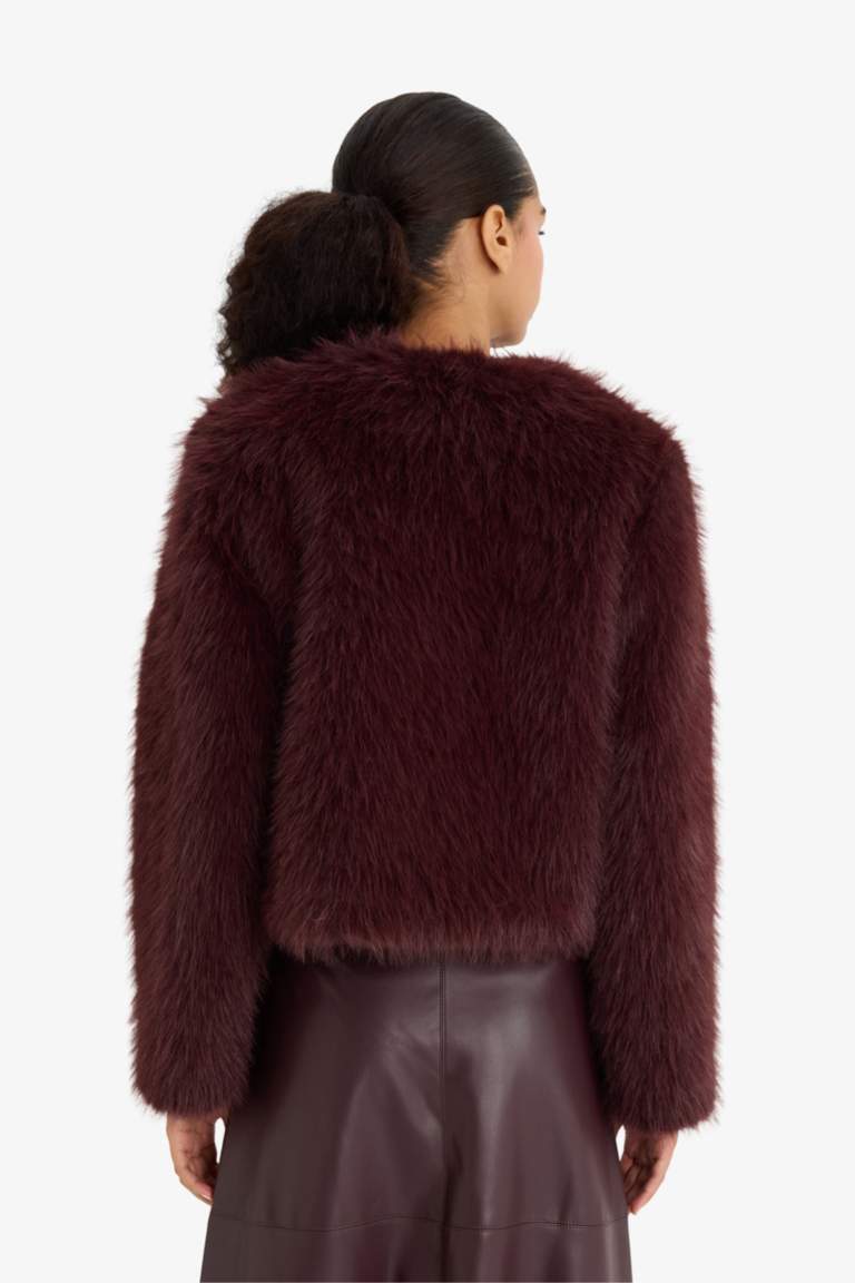 Regular Fit Kısa Suni Kürk