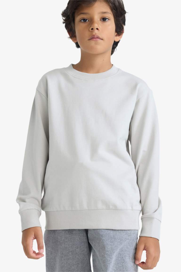 سويت شيرت ولادي بيزك سادة قصة عادية بياخة مستديرة