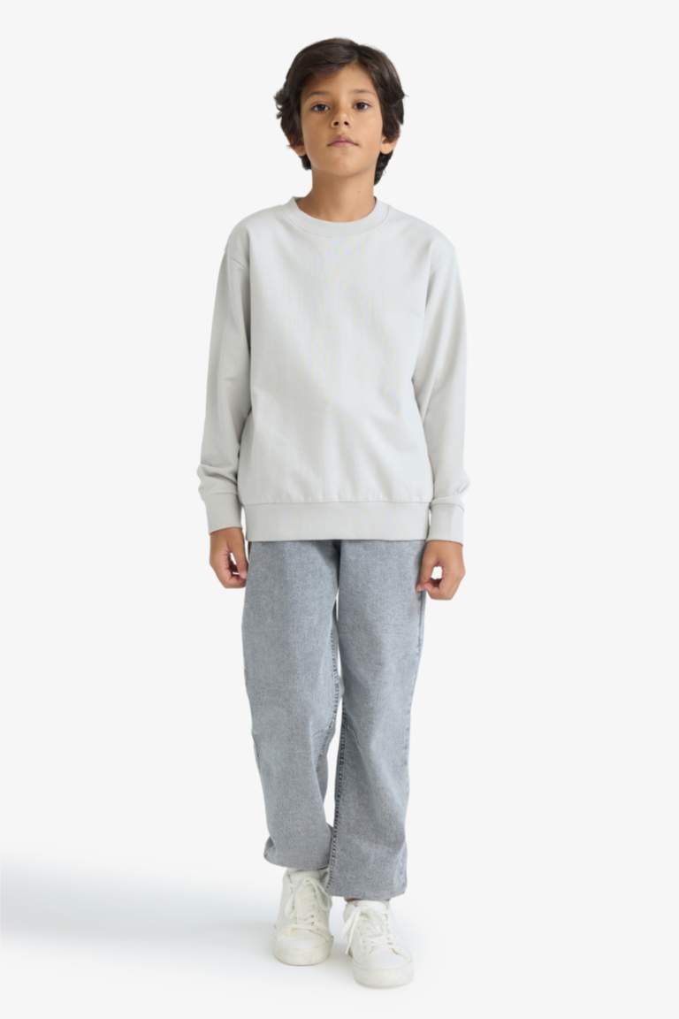 سويت شيرت ولادي بيزك سادة قصة عادية بياخة مستديرة