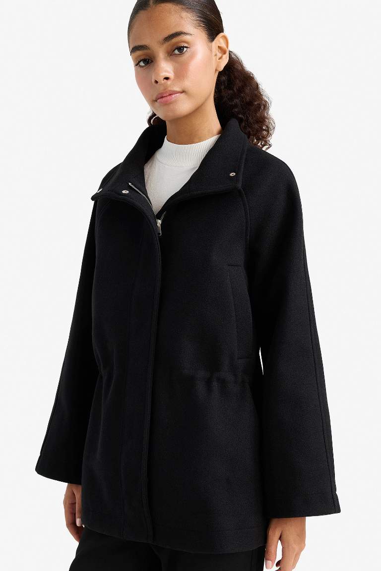 Regular Fit Zippered Wool Coat