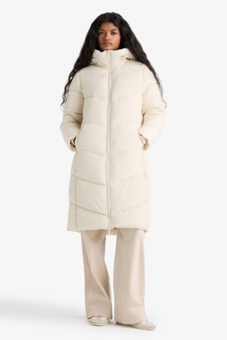 бас киімді Пальто