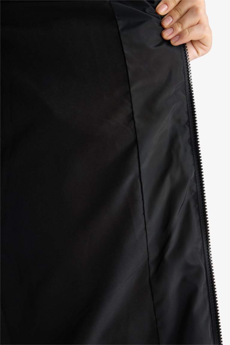 бас киімді Пальто