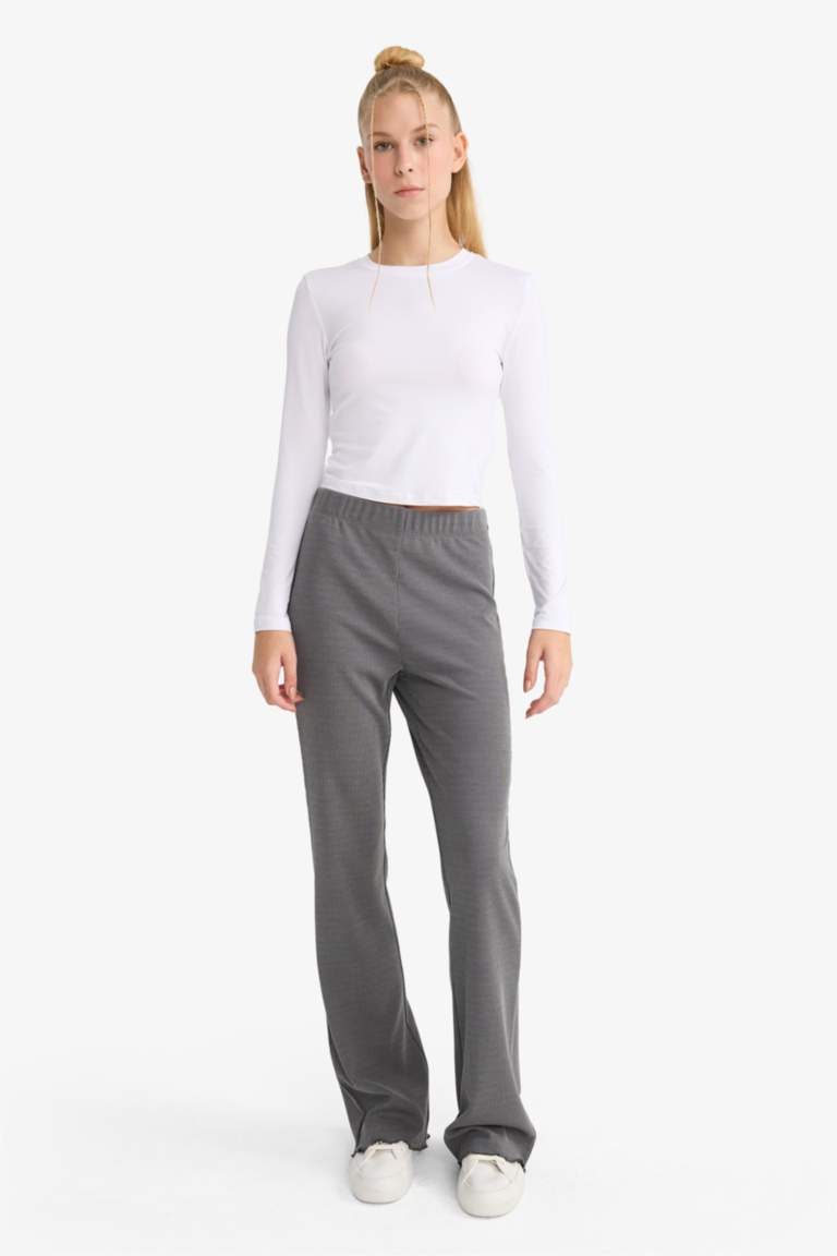 Pantalon patte d'éléphant gris basique Coupe évasée