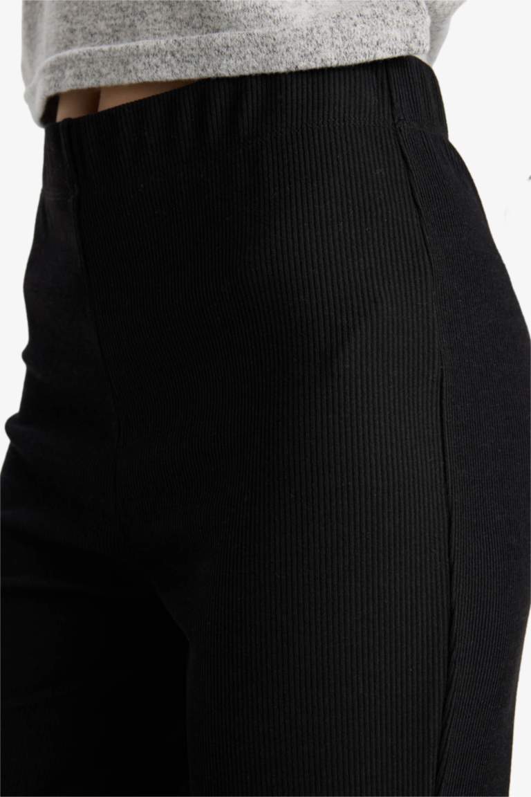 Pantalon patte d'éléphant noir basique Coupe évasée