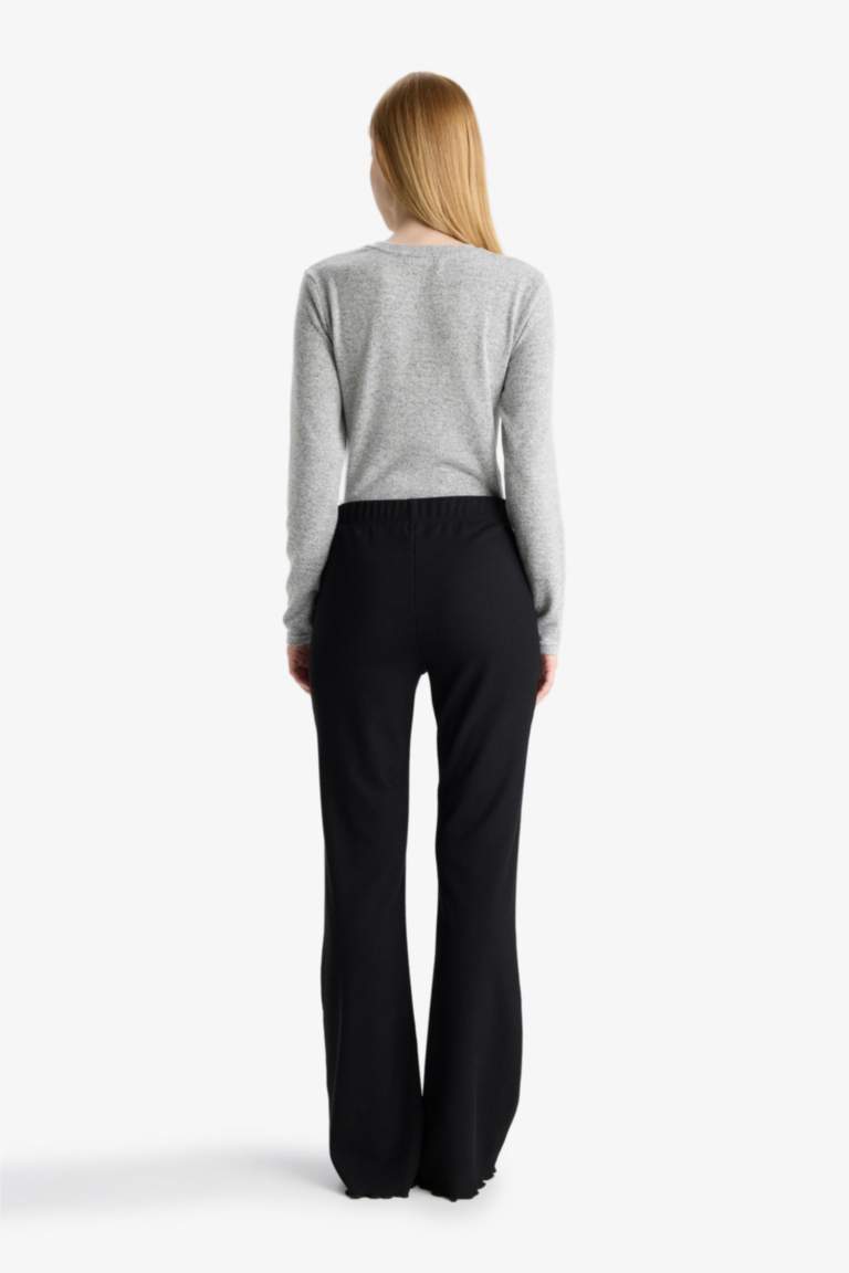 Pantalon patte d'éléphant noir basique Coupe évasée