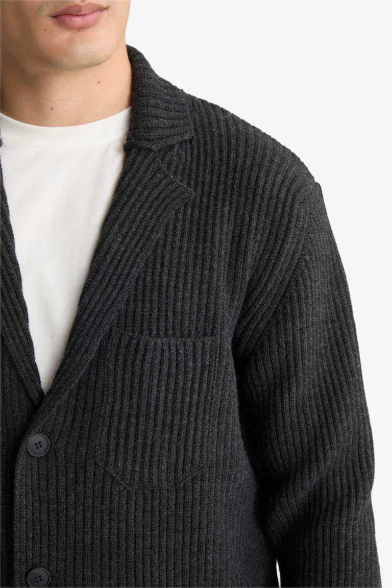 Cardigan en tricot à col blazer et boutons Coupe standard