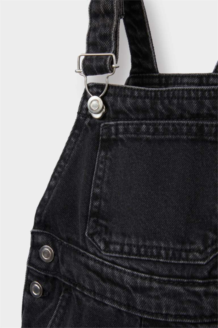 Джинсовый комбинезон для мальчиков