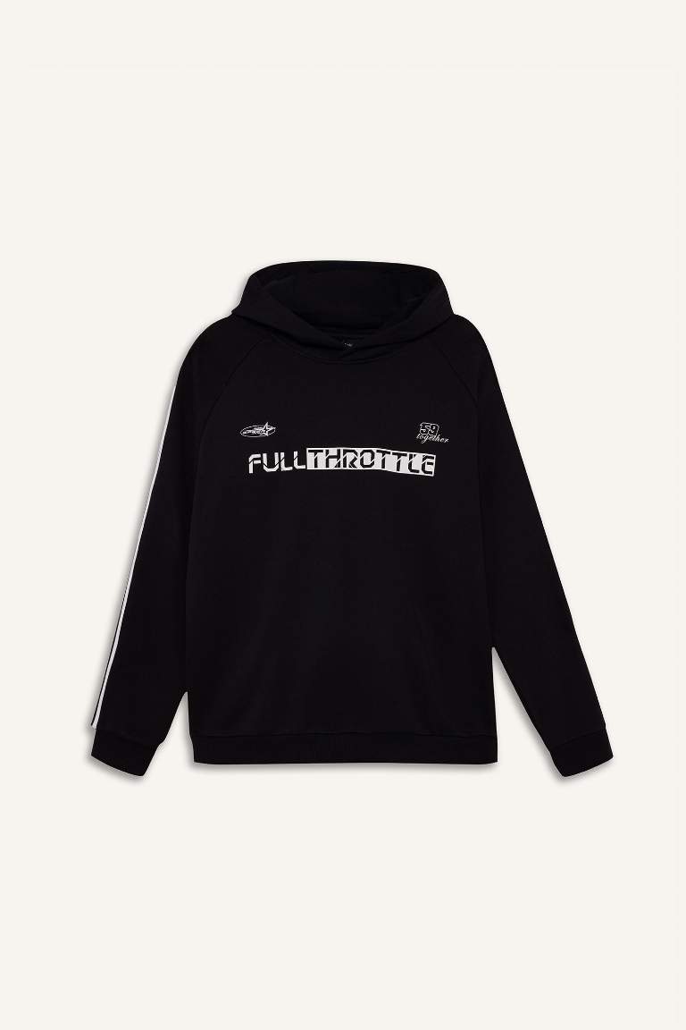 Boxy Fit Long Sleeve Hooded Sweatshirt