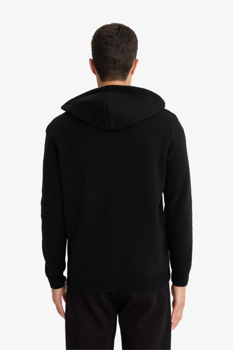 كارديجان تريكو قصة مريحة بكابيشون