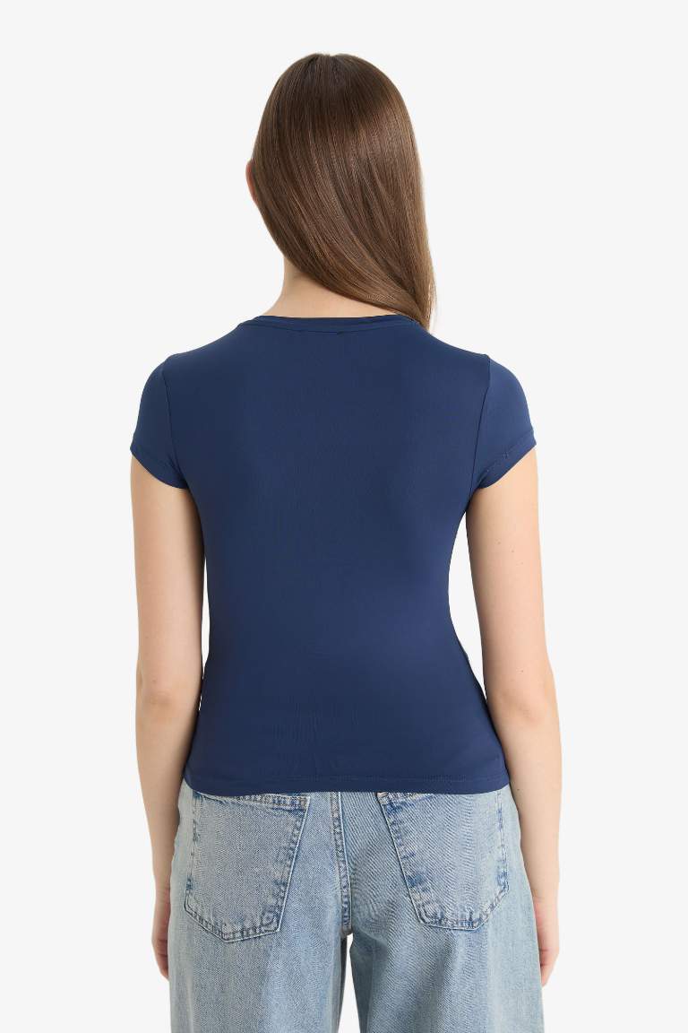 Fitted Bisiklet Yaka Basic Düz Kısa Kollu Tişört
