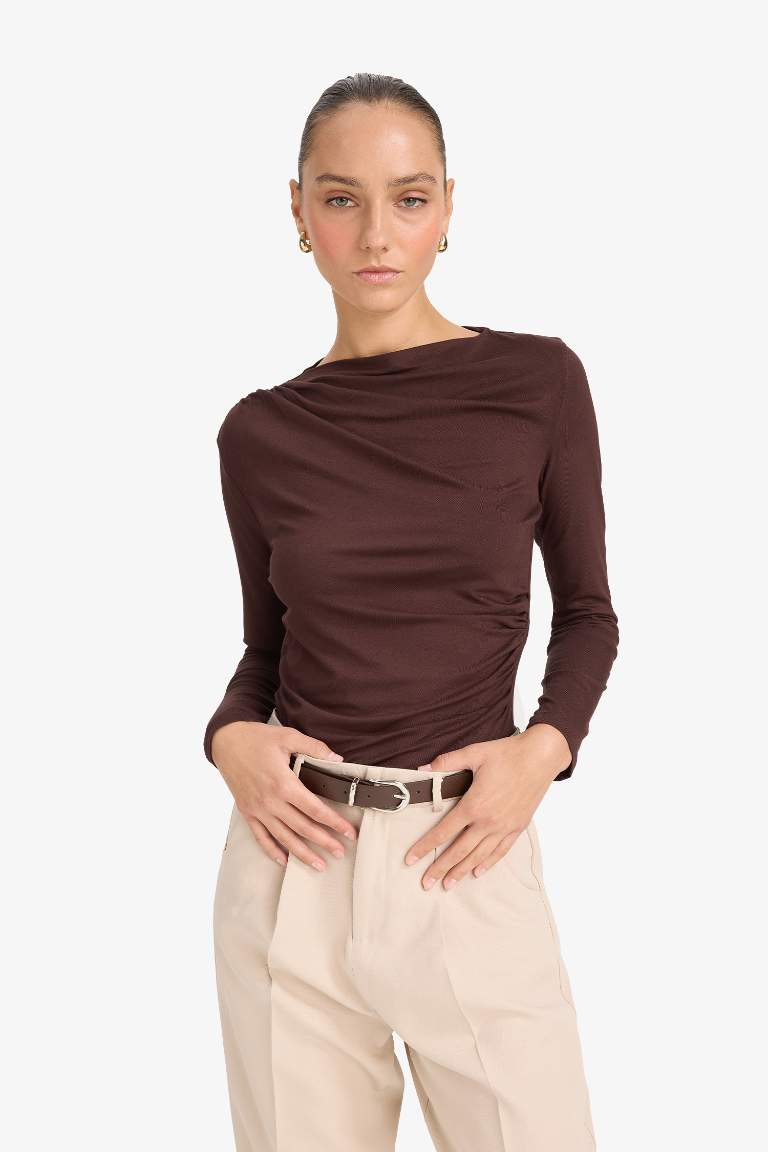 Slim Fit Crew Neck Long Sleeve T-Shirt