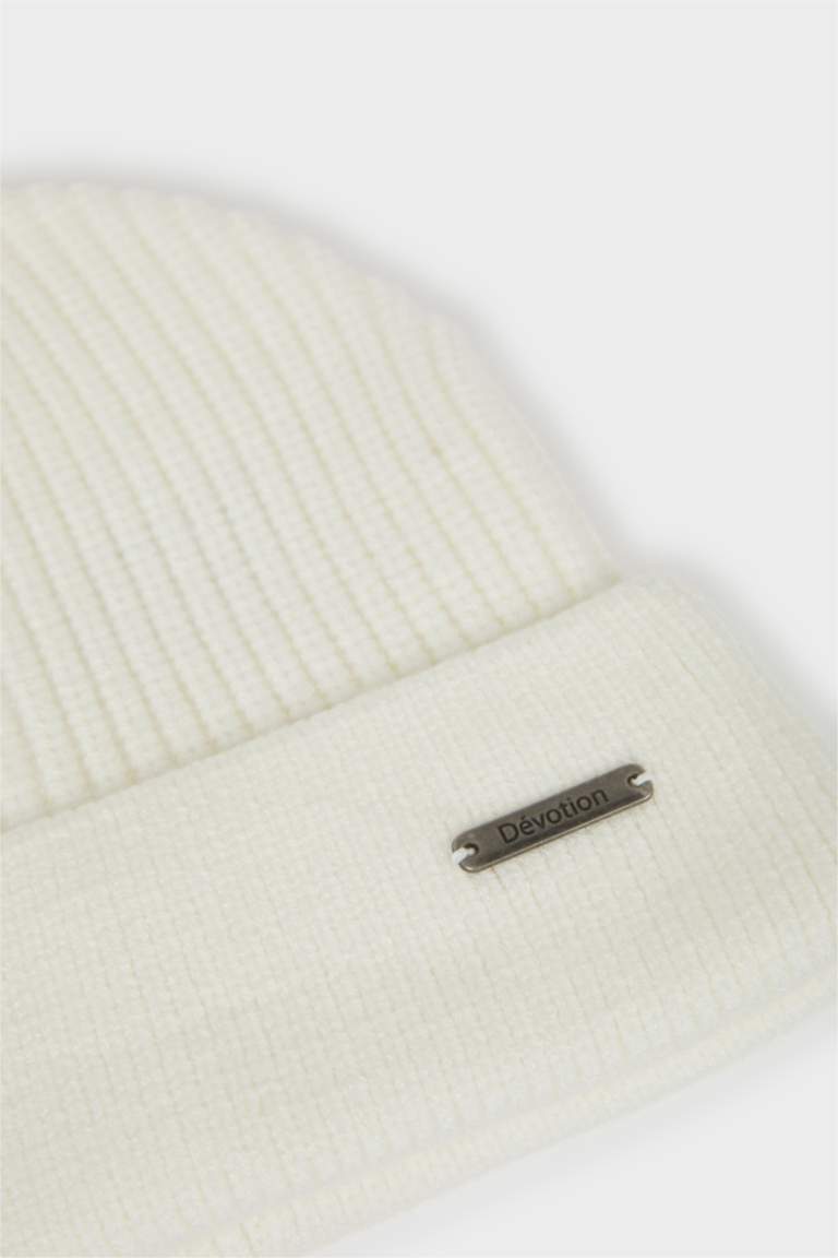 Мужская трикотажная шапка