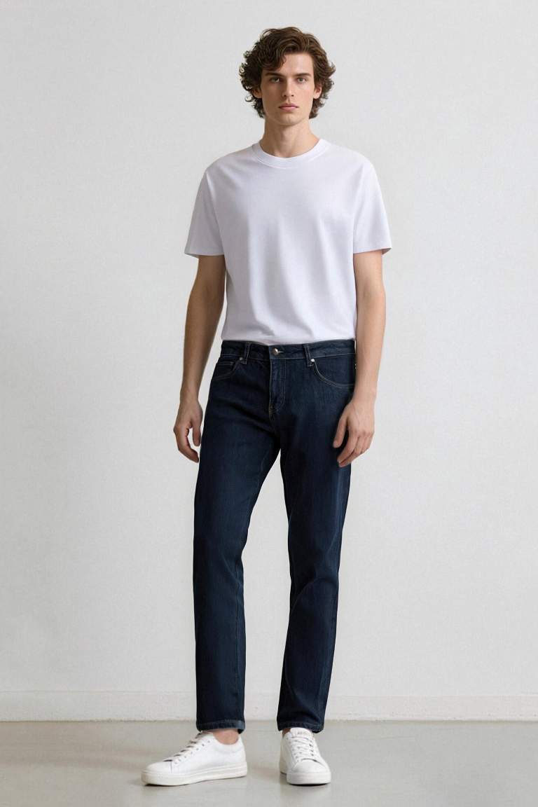 Straight Fit Düz Paça Jean Pantolon