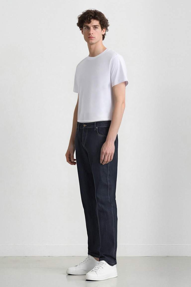 Straight Fit Düz Paça Jean Pantolon