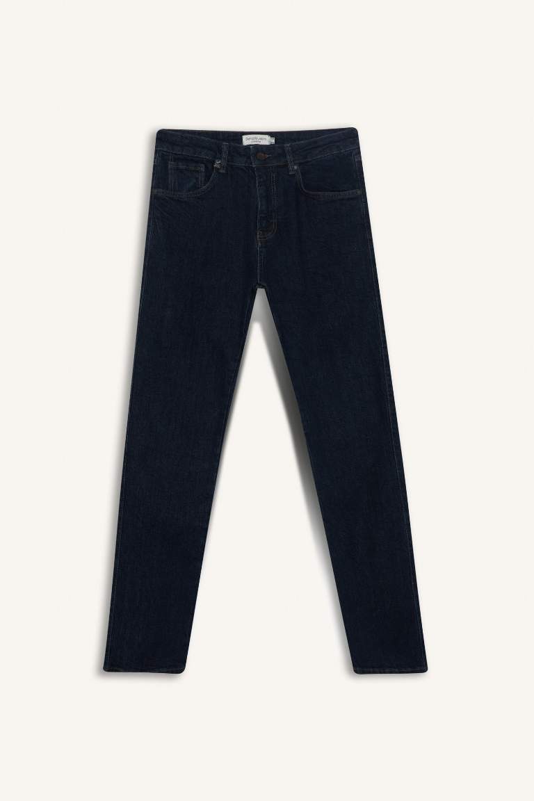 Straight Fit Düz Paça Jean Pantolon