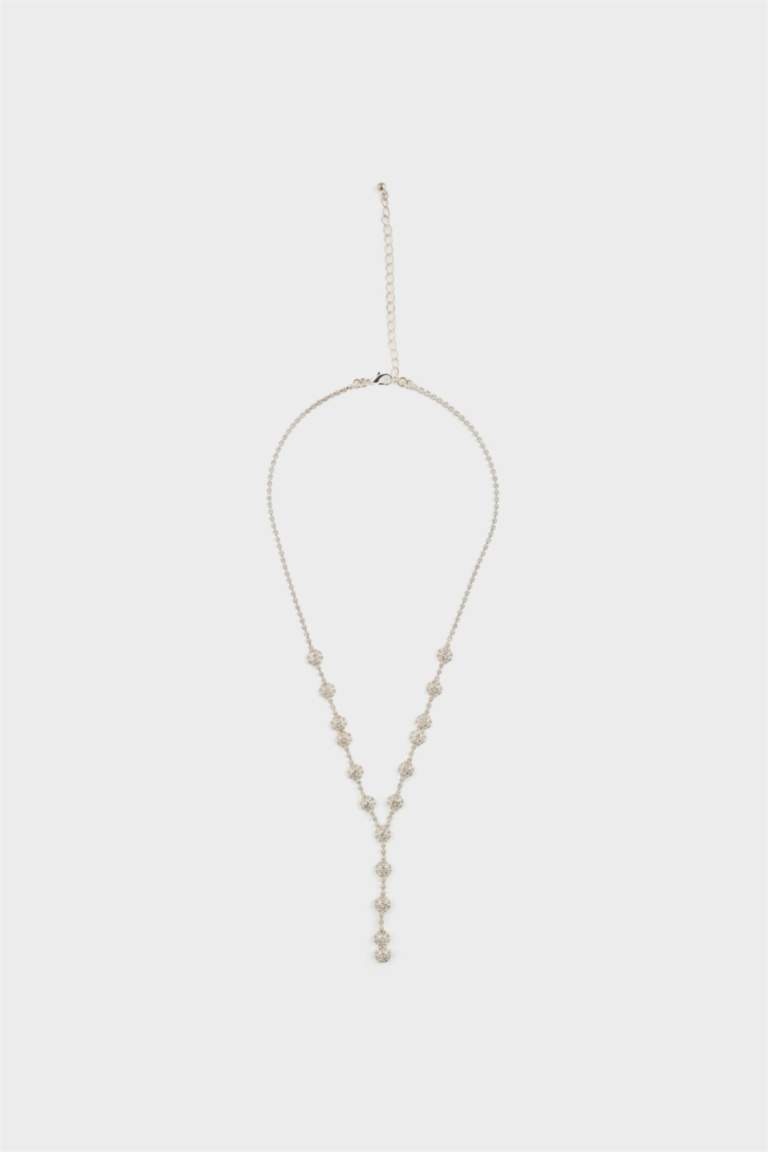 Женское колье с камнем