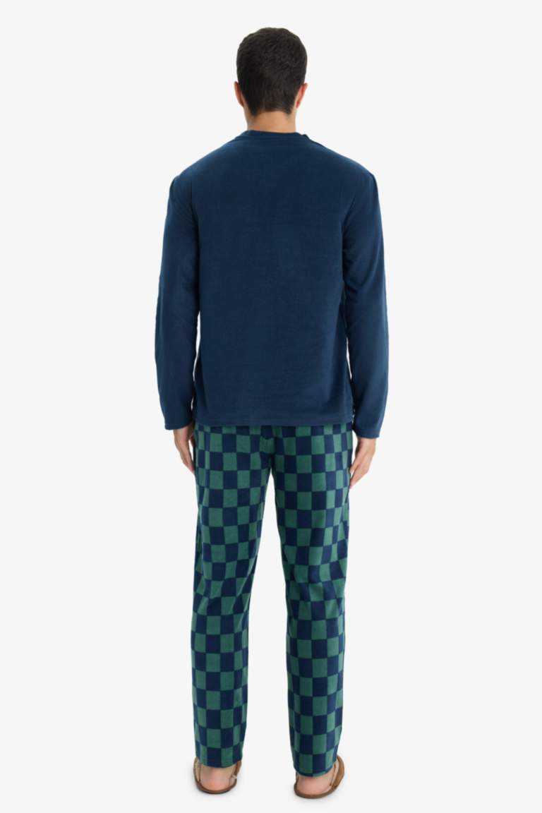 2 Piece Pyjama Set with Long Sleeve Top and Plaid Pants