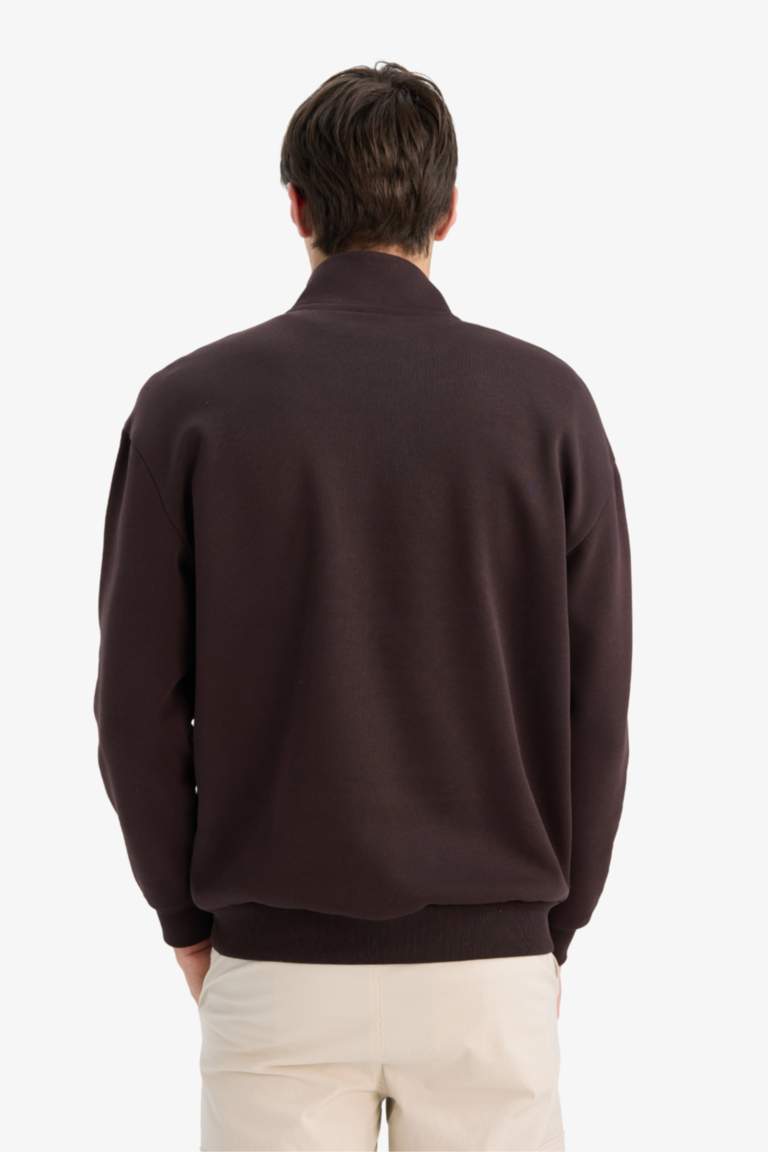 бокси фит орташа биік жаға Свитер