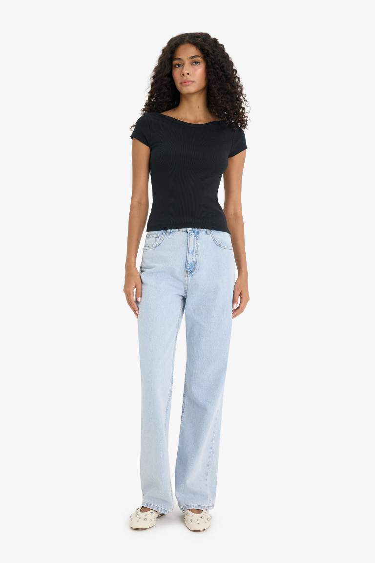 Slim Fit Dar Kesim Kayık Yaka Fitilli Kaşkorse Siyah Kısa Kollu Tişört