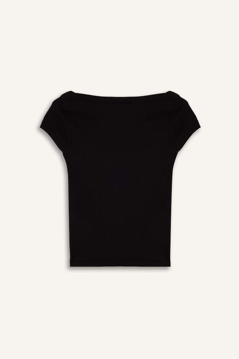 Slim Fit Dar Kesim Kayık Yaka Fitilli Kaşkorse Siyah Kısa Kollu Tişört