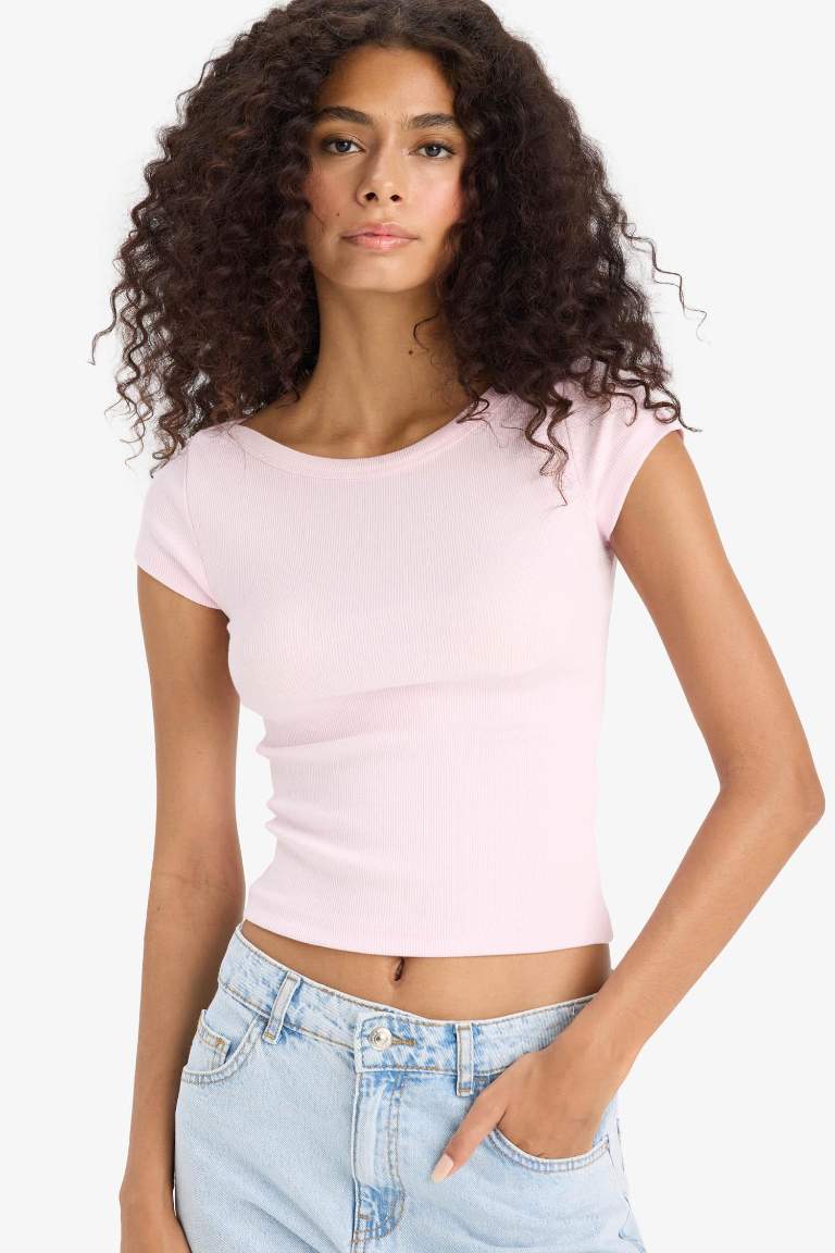 Slim Fit Dar Kesim Kayık Yaka Fitilli Kaşkorse Kısa Kollu Tişört