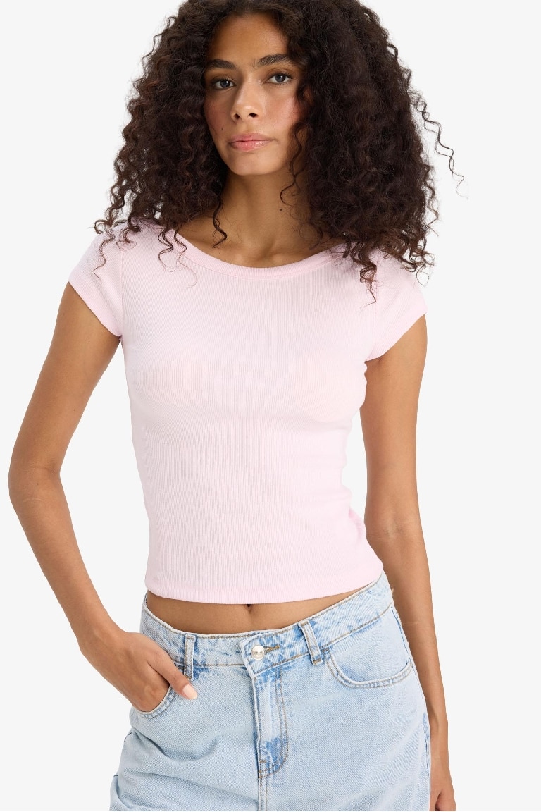 Slim Fit Dar Kesim Kayık Yaka Fitilli Kaşkorse Kısa Kollu Tişört