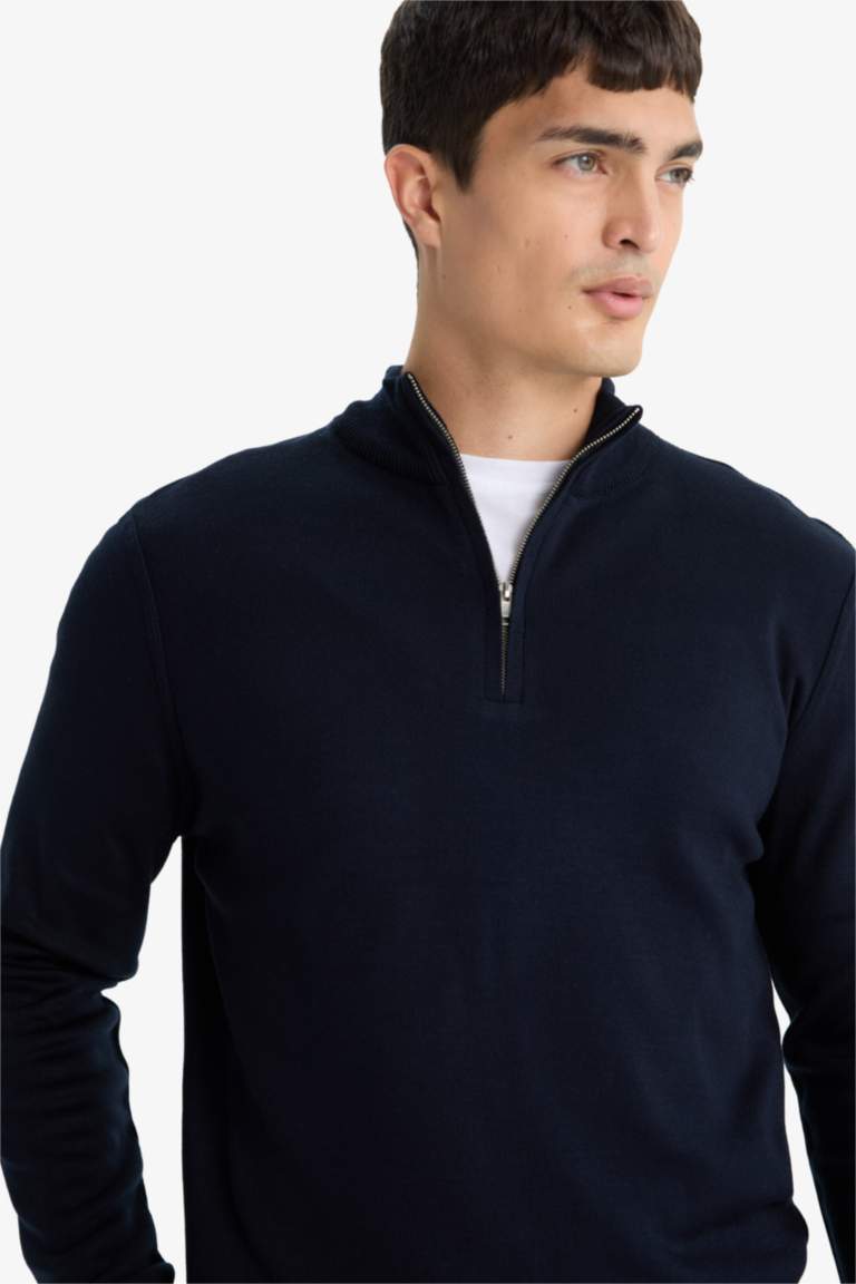 Standard Fit Zipper Knitwear Pullover