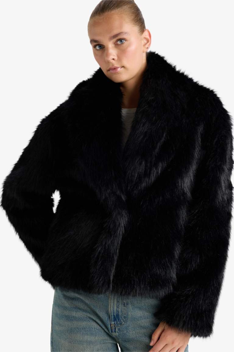 Regular Fit Kısa Suni Kürk