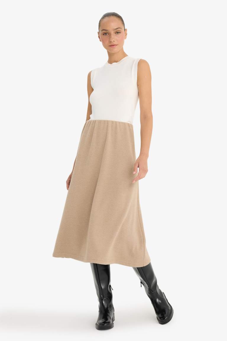 تنورة مضلع قصة A بخصر عادي