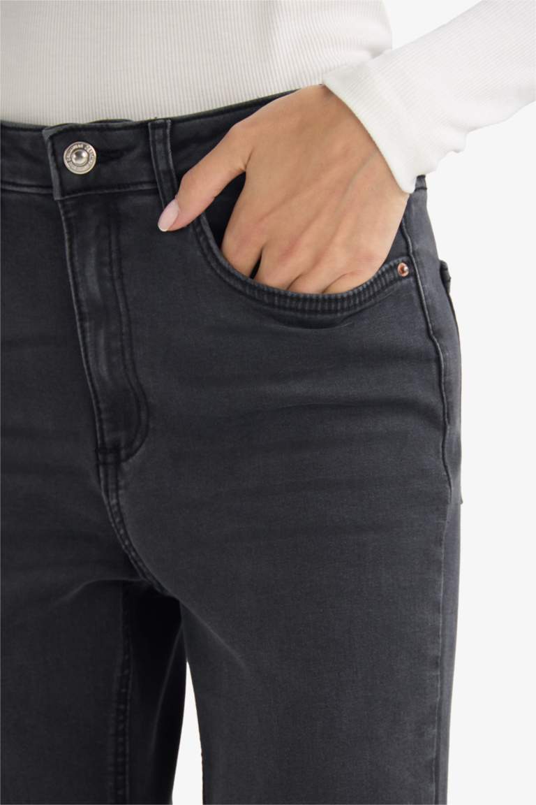 Mia Flare Fit Regular Waist Long Jeans