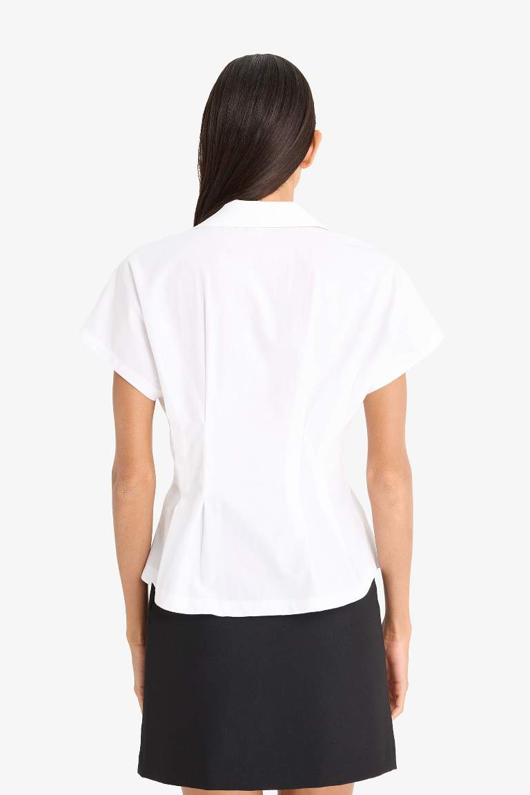 Fitted Poplin Kısa Kollu Beyaz Gömlek
