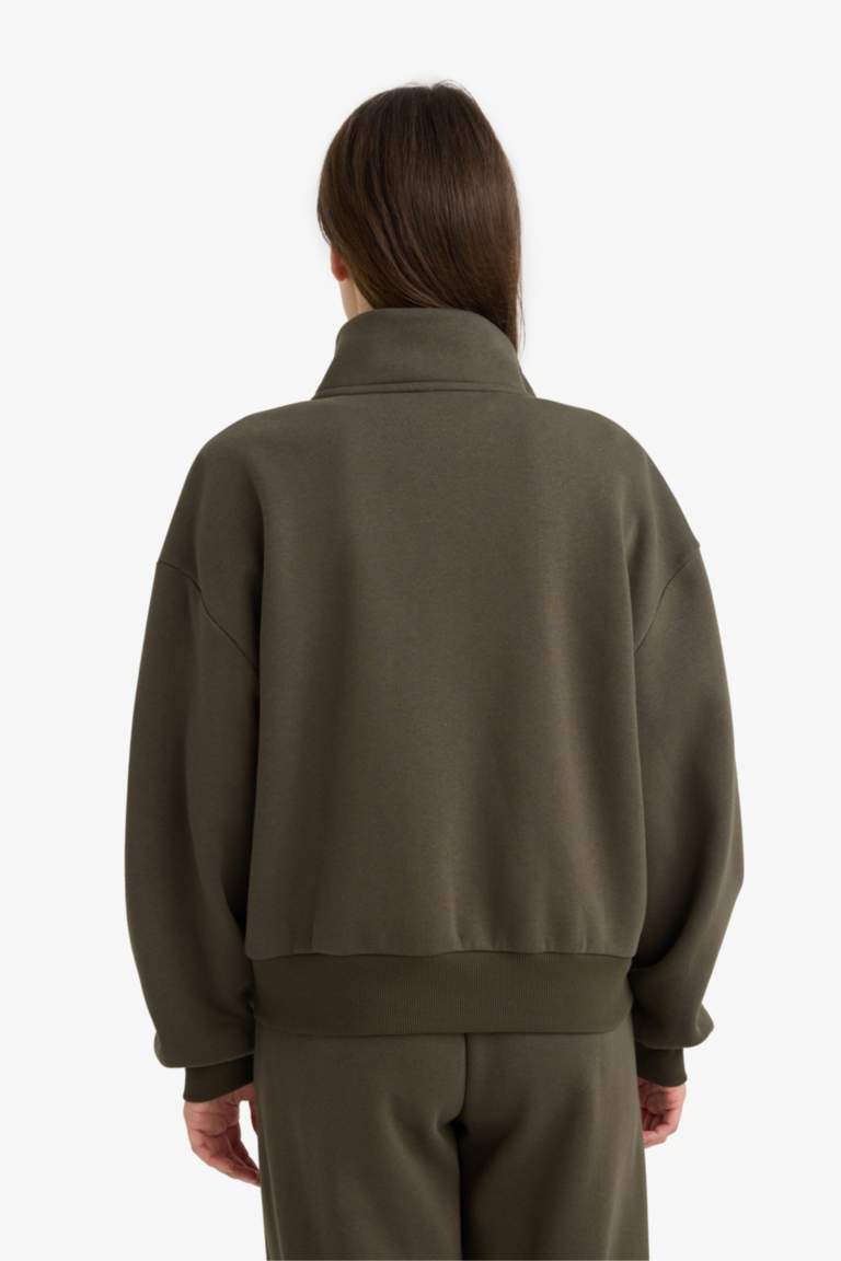 Sweat boxy à col montant