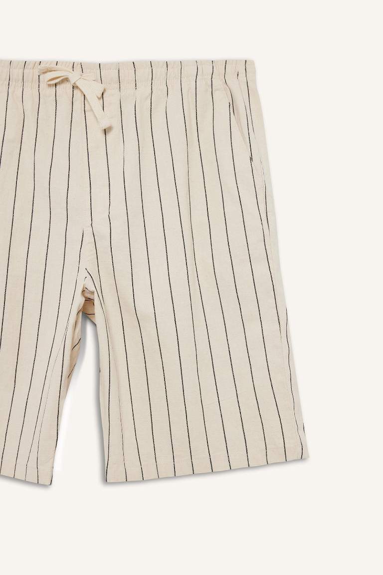 شورت برمودا مخطط