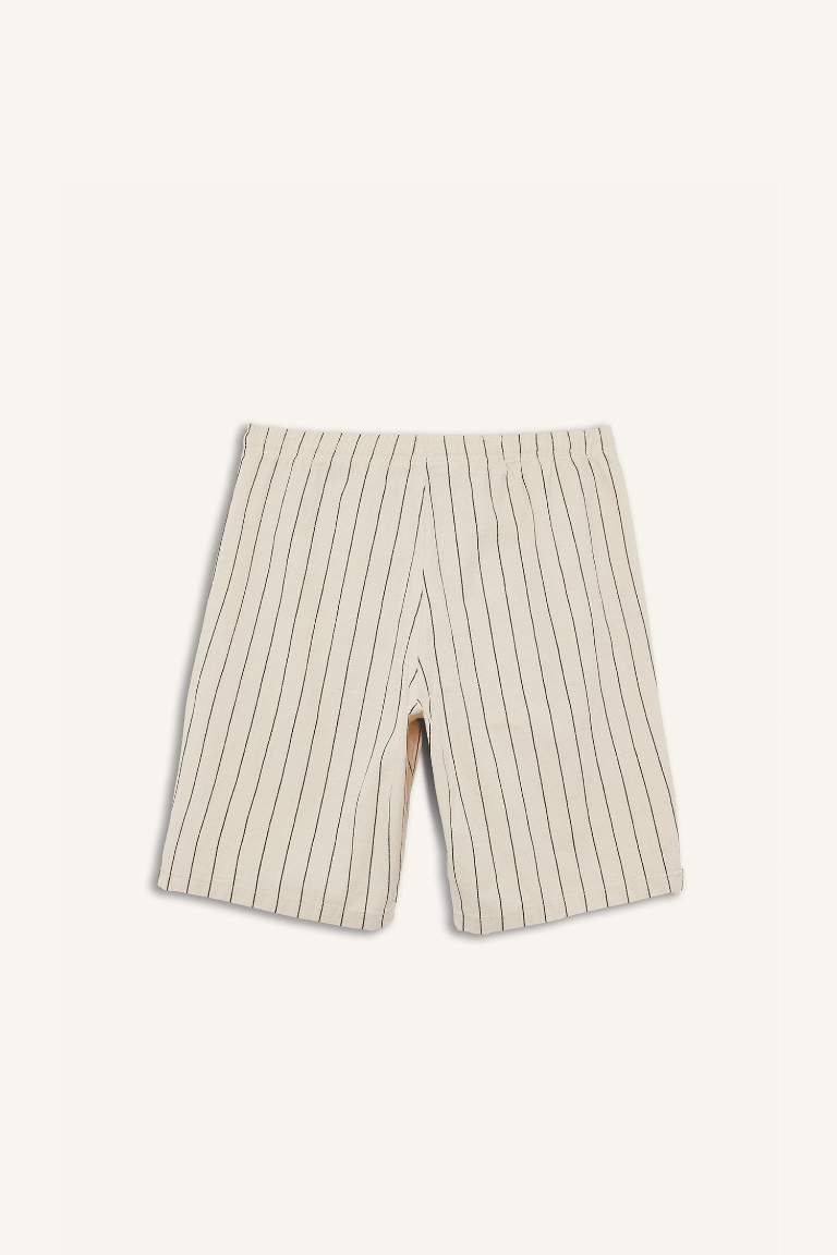 شورت برمودا مخطط