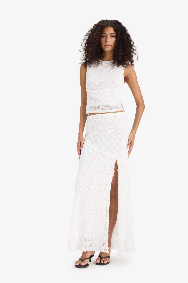 A Kesim Normal Bel Yırtmaçlı Dantel Midi Etek