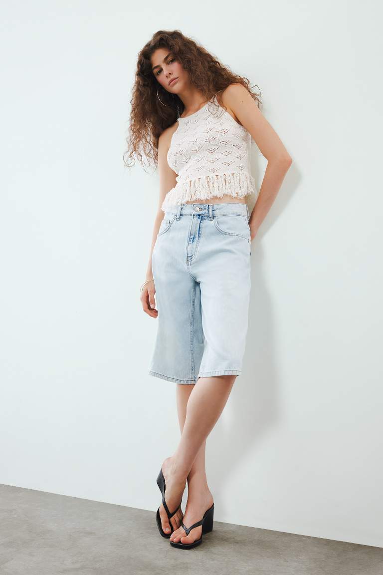 Slim Fit Dar Kesim Püskül Detaylı Triko Atlet
