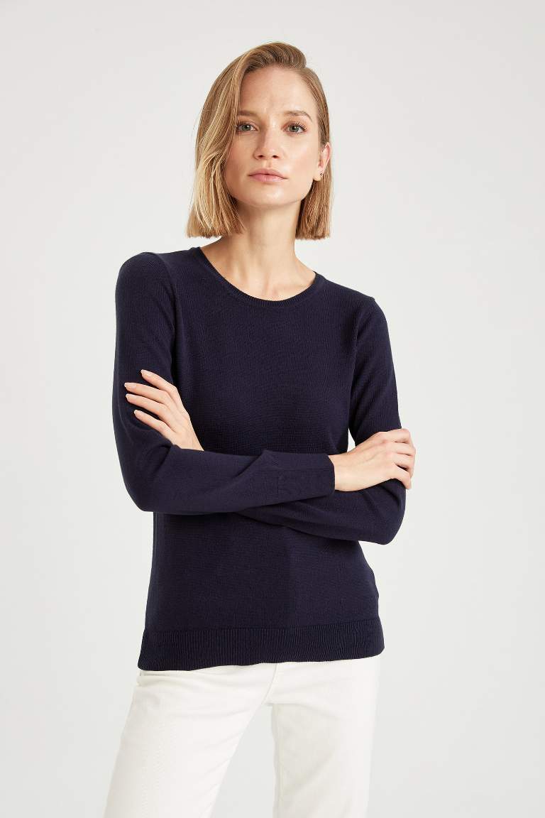 Navy WOMAN Crew Neck Long Sleeve Jumper 2109372 | DeFacto