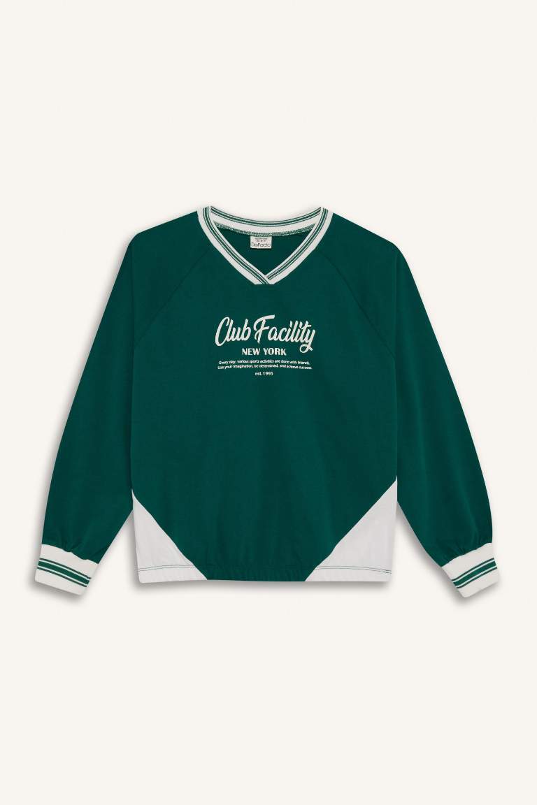 سويت شيرت بناتي بطبعة شعار اوفر سايز بياخة V