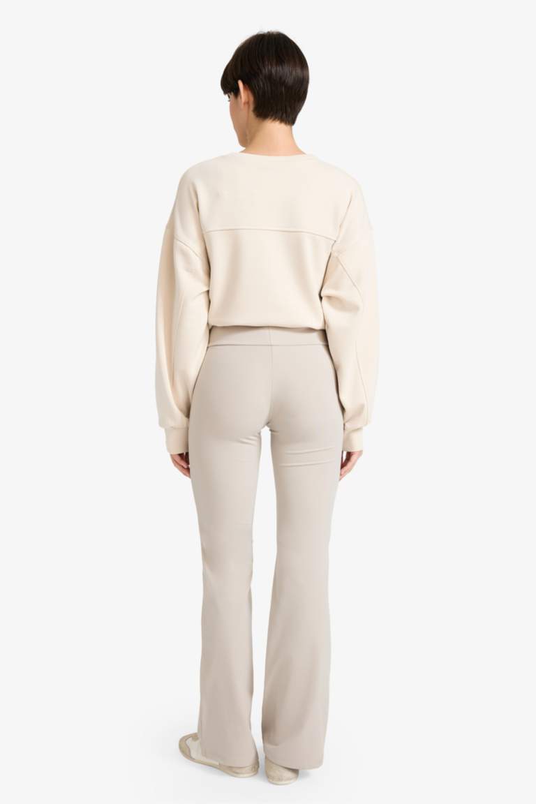 بنطلون نسيج مشروط برجل واسع