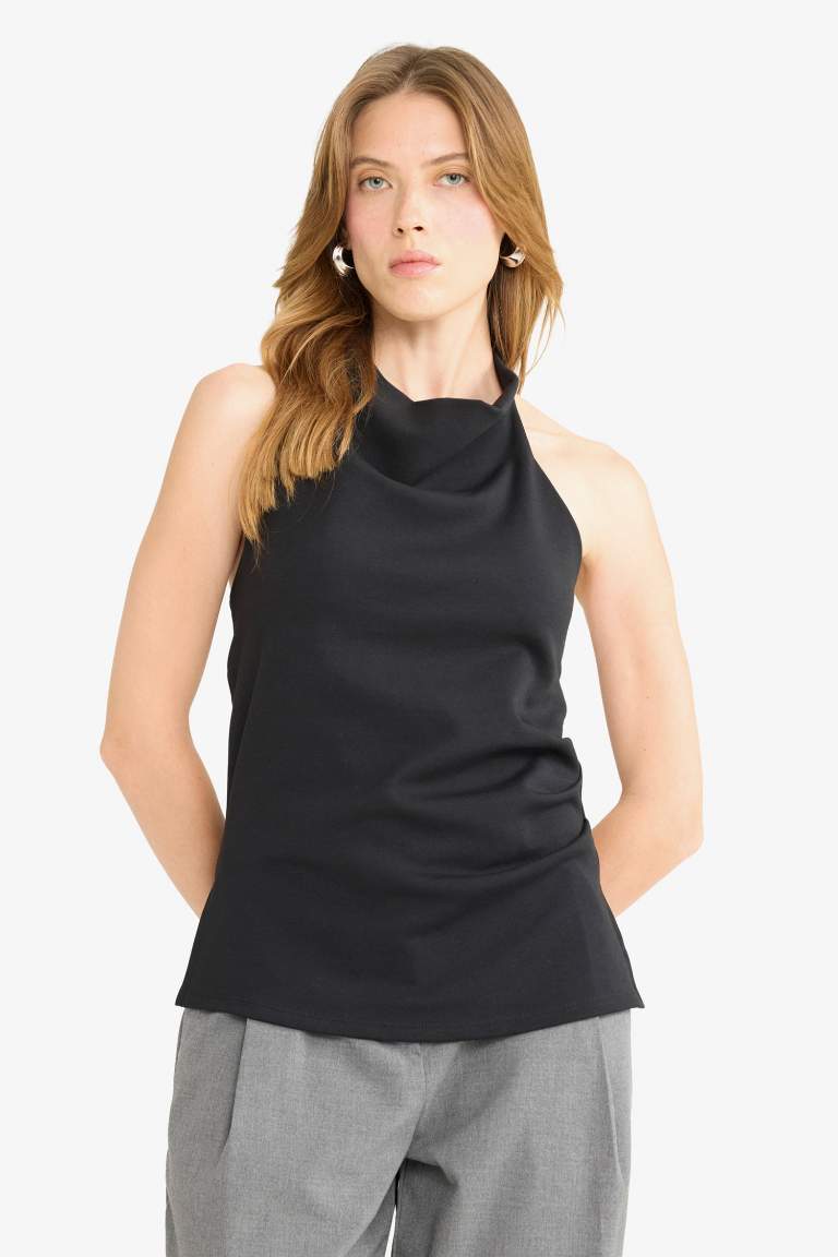 Slim Fit Dar Kesim Halter Yaka Bluz