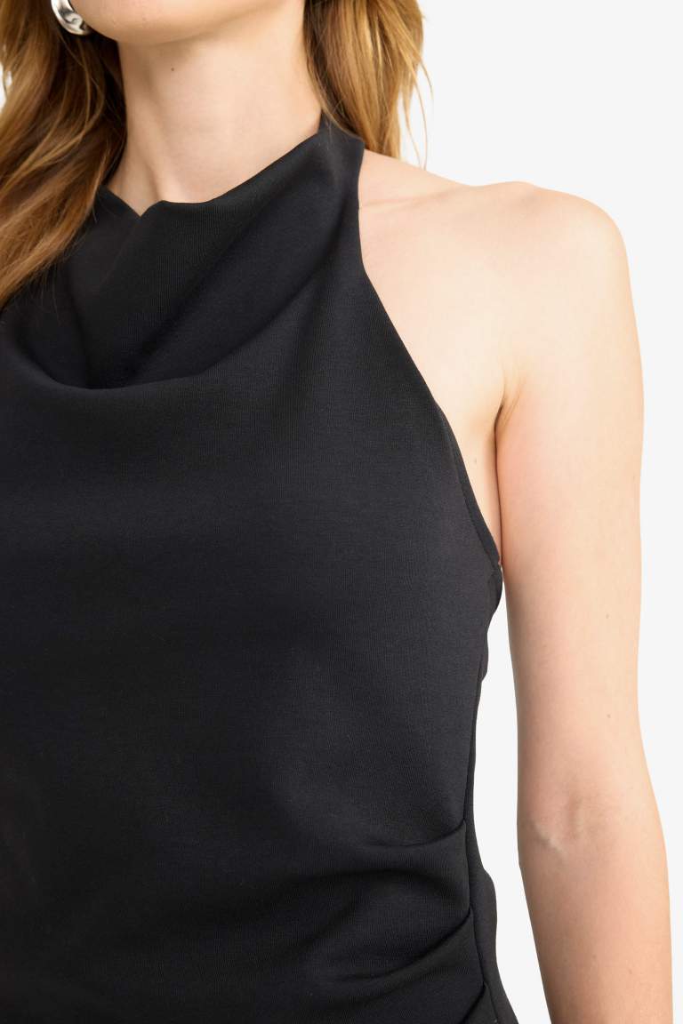 Slim Fit Dar Kesim Halter Yaka Bluz