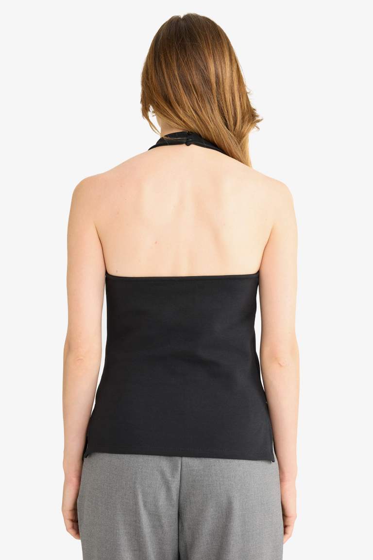 Slim Fit Dar Kesim Halter Yaka Bluz