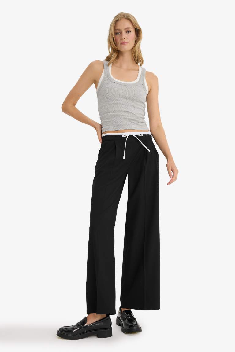 Wide Leg Regular Waist Pocket Detail Trousers